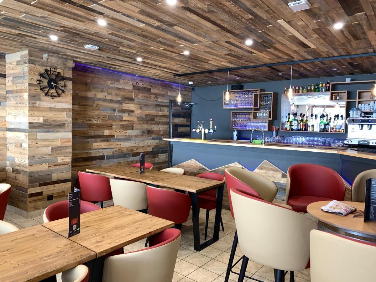 Hotel Restaurant Le Centre Lélex Dış mekan fotoğraf