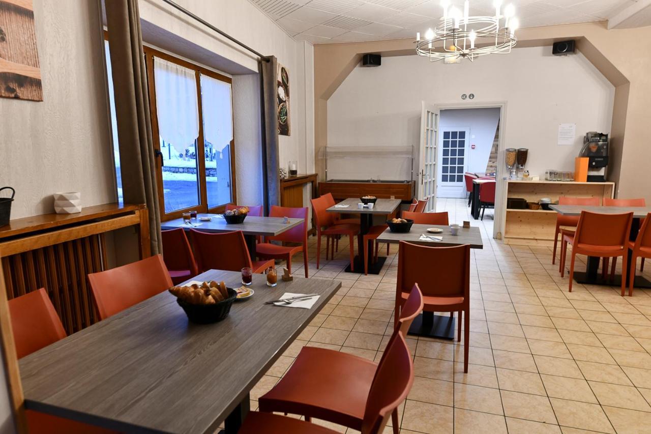 Hotel Restaurant Le Centre Lélex Dış mekan fotoğraf
